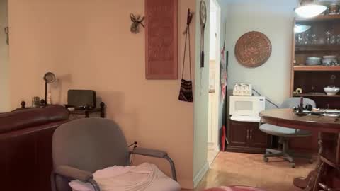 eros online show from 02.17.25