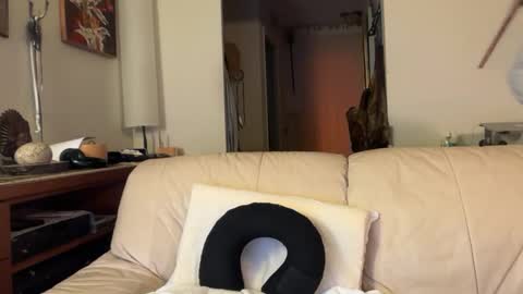 eros online show from 10.22.25