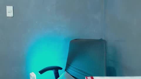 Snapshot of erotic_lover28 chatting on 11.20.25 PhilAm in USA. Im Rusia online show from 11.20.25