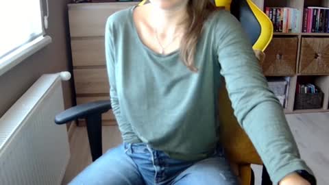 Snapshot of erotic_vibe chatting on 12.24.24 Melissa online show from 12.24.24