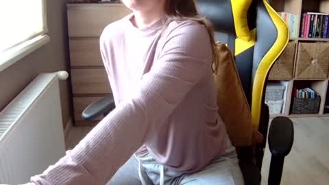 Snapshot of erotic_vibe chatting on 01.10.25 Melissa online show from 01.10.25