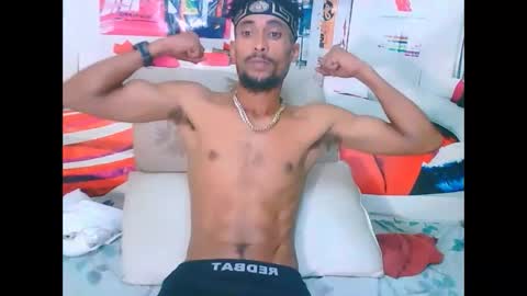 Snapshot of eroticpoison69 chatting on 02.13.26 Liam online show from 02.13.26