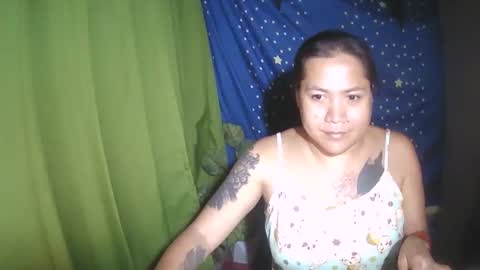 Snapshot of ervanamorge chatting on 04.23.26 Ervana online show from 04.23.26