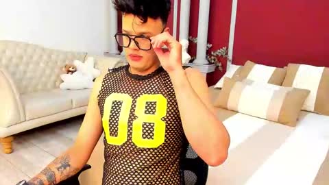 eryxmarlowe_ online show from 10.20.25