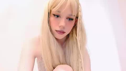 erzaaaa00 online show from 06.25.26