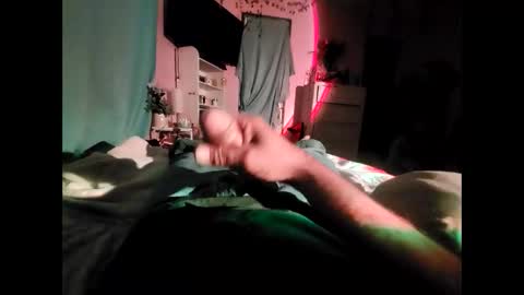 Snapshot of escape772 chatting on 02.10.25 Caliente online show from 02.10.25