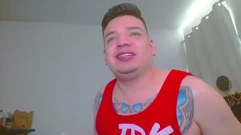 Snapshot of escodamus12 chatting on 01.06.25 escodamus12 online show from 01.06.25