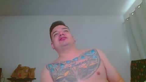 Snapshot of escodamus12 chatting on 01.07.25 escodamus12 online show from 01.07.25