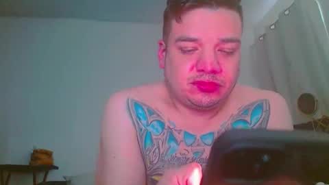 Snapshot of escodamus12 chatting on 01.11.25 escodamus12 online show from 01.11.25