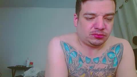 Snapshot of escodamus12 chatting on 02.16.25 escodamus12 online show from 02.16.25