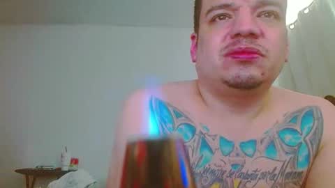 Snapshot of escodamus12 chatting on 02.16.25 escodamus12 online show from 02.16.25