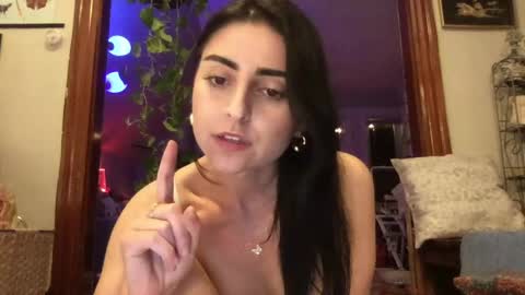 Snapshot of esimaralda chatting on 05.06.26 esimaralda online show from 05.06.26