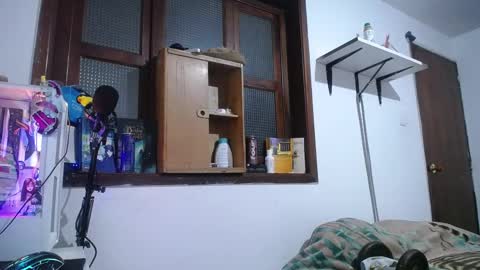 Snapshot of esjrobles chatting on 12.22.24 Esteban online show from 12.22.24