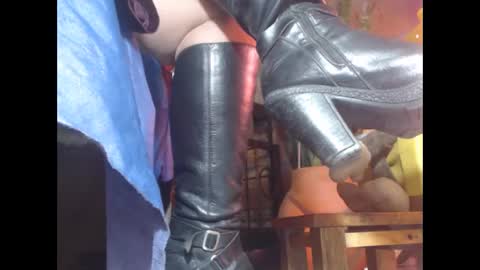 Eskela911 online show from 02.15.26