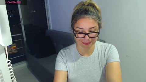 Snapshot of esperanza86_ chatting on 12.10.24 Juliana online show from 12.10.24