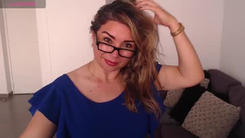 Snapshot of esperanza86_ chatting on 12.29.24 Juliana online show from 12.29.24