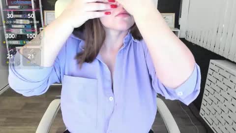 Ava online show from 09.10.25