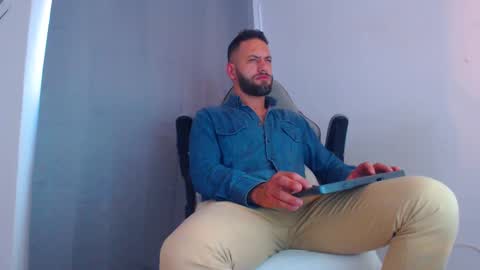 esteban online show from 01.30.25