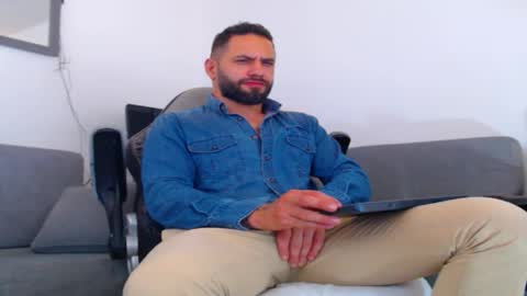 esteban online show from 12.17.25