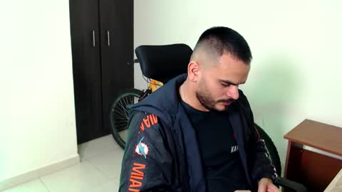 Esteban Fernandez online show from 11.15.25