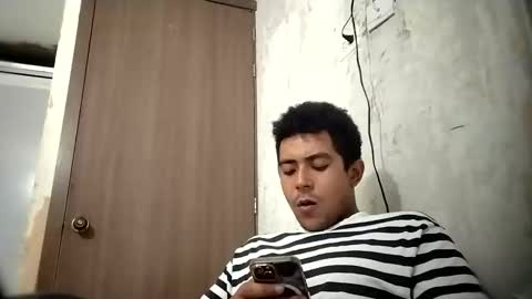 Snapshot of esteban_verg chatting on 04.03.26 wailer1996 online show from 04.03.26