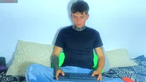 Esteban independent model online show from 06.30.26