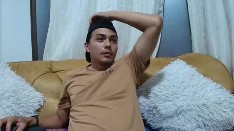 Esteban online show from 10.05.25