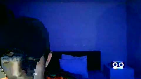 estebankit0 online show from 12.26.24