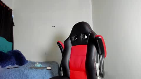 estebanlobo online show from 11.17.25