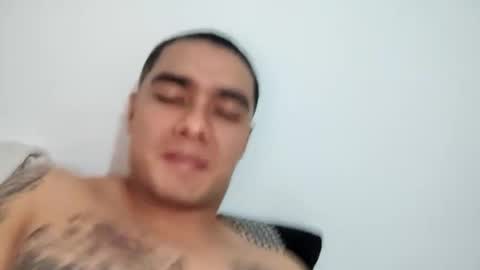 Snapshot of estebanmed92 chatting on 02.26.26 estebanmed92 online show from 02.26.26