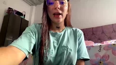 Snapshot of estefa1 chatting on 06.08.26 estefa1 online show from 06.08.26