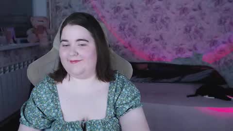 estelle_hicks online show from 03.25.26