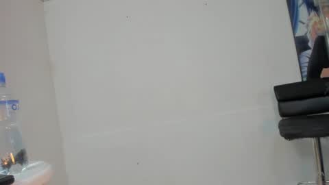 Estephany online show from 01.04.25