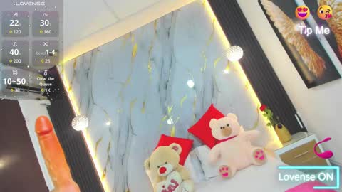 Estephany online show from 02.23.25