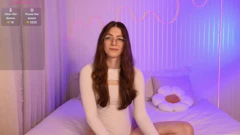 Ester online show from 01.23.25