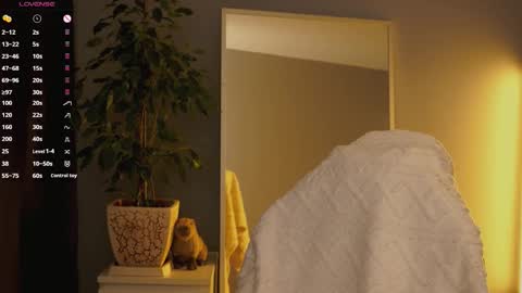 Ester online show from 09.16.25