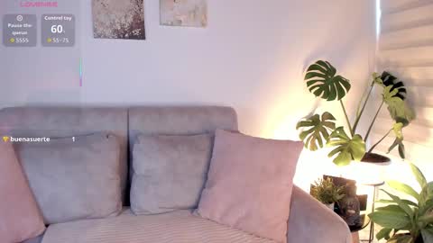 Is secret online show from 03.09.26