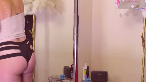 Esthera   online show from 10.21.25