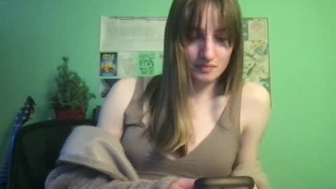 Snapshot of esthergreyplus chatting on 01.24.25 Esther Grey online show from 01.24.25