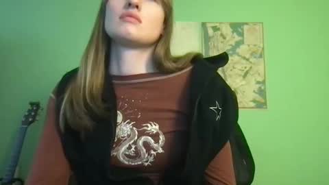 Snapshot of esthergreyplus chatting on 02.20.25 Esther Grey online show from 02.20.25