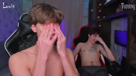 Snapshot of esthetics_boys chatting on 01.19.25 LOUIS online show from 01.19.25