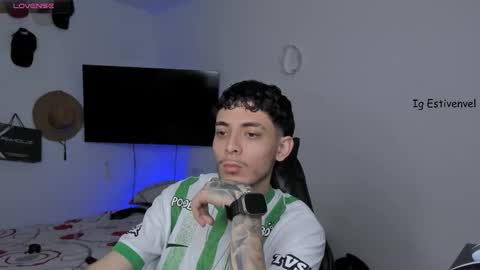 estivenvel online show from 10.14.25