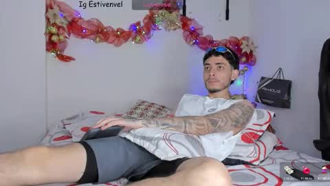 estivenvel online show from 11.21.25