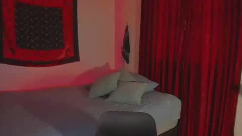 Esteban online show from 10.20.25