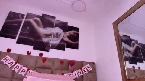 Estrella online show from 02.18.25