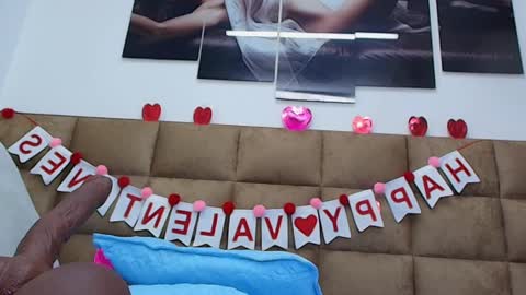 Estrella online show from 02.19.25