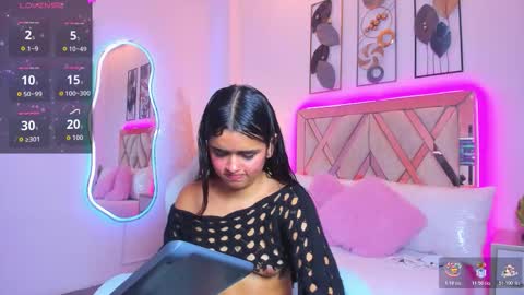 Estrella  online show from 02.11.26