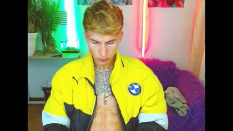 Snapshot of estrellita__jordan chatting on 02.12.25 JORDAN online show from 02.12.25