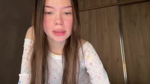 Snapshot of eternal_infinite chatting on 03.22.26 nika 3 online show from 03.22.26