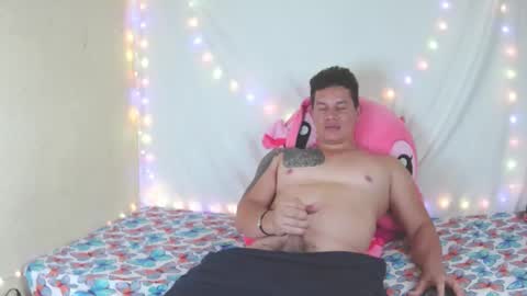 Snapshot of eternalfuego chatting on 02.14.26 eternalfuego online show from 02.14.26